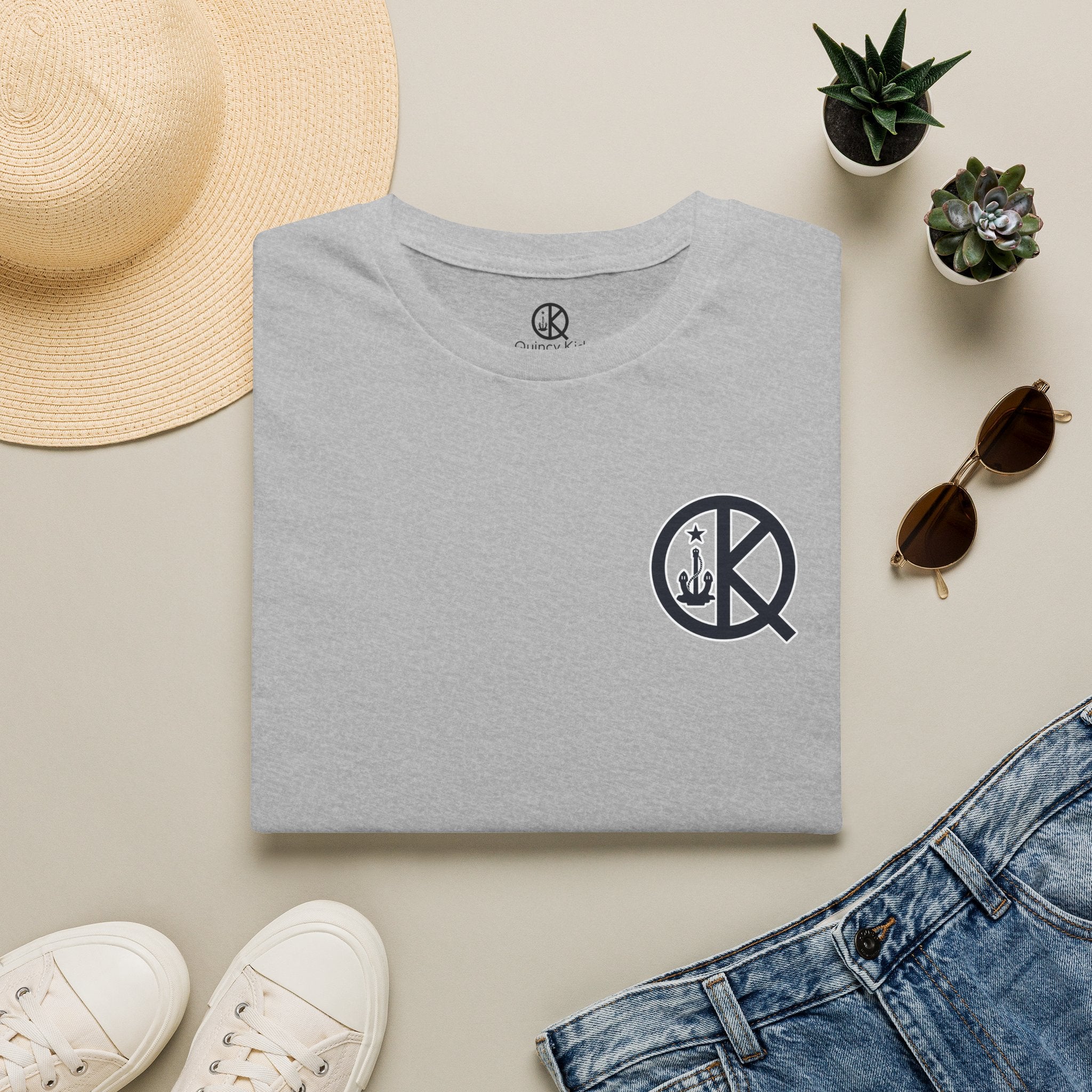 Quincy Outline Map T-Shirt