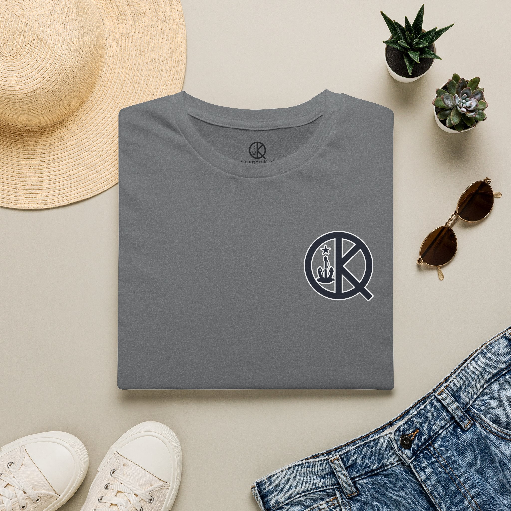 Quincy Outline Map T-Shirt