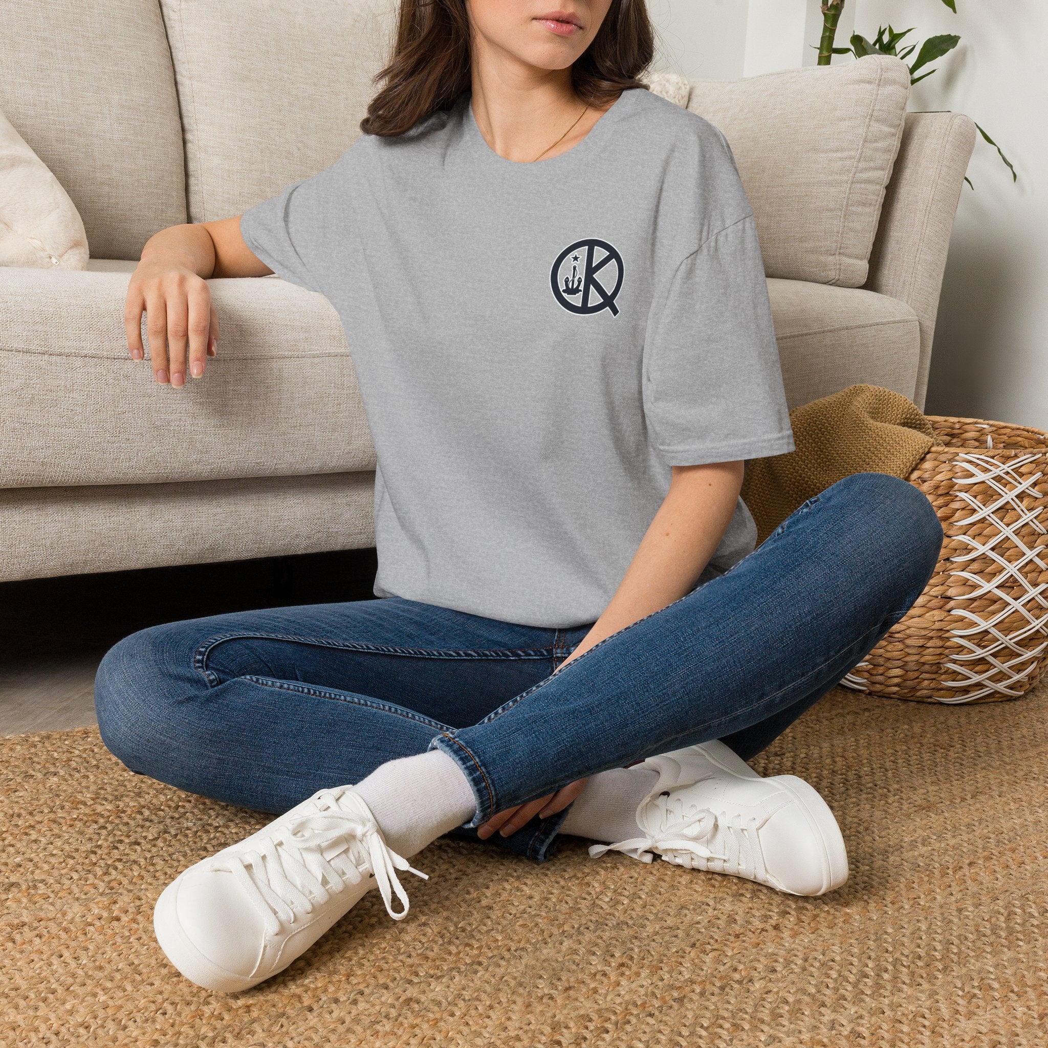 Quincy Outline Map T-Shirt